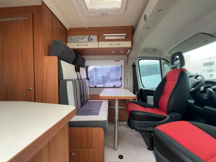 Fahrzeugbild Weinsberg Carabus 600 MQ / Festbett #5