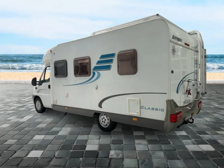 Fahrzeugbild Hymer Tramp T 655 Classic / Festbett / Klima/ DPF Grün #3