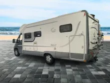 Fahrzeugbild GIOTTILINE Therry T 37/Einzelbetten/2xKlima/Solar/Garage #3