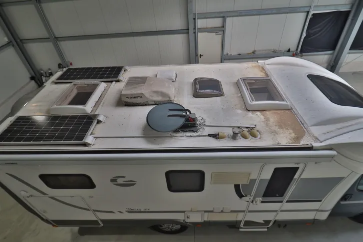 Fahrzeugbild GIOTTILINE Therry T 37/Einzelbetten/2xKlima/Solar/Garage #5