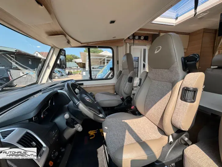 Fahrzeugbild Dethleffs Globebus-6m-Hubbett-Lithium-Solar-Sat-Alarmanl. #15