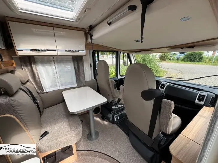 Fahrzeugbild Dethleffs Globebus-6m-Hubbett-Lithium-Solar-Sat-Alarmanl. #21