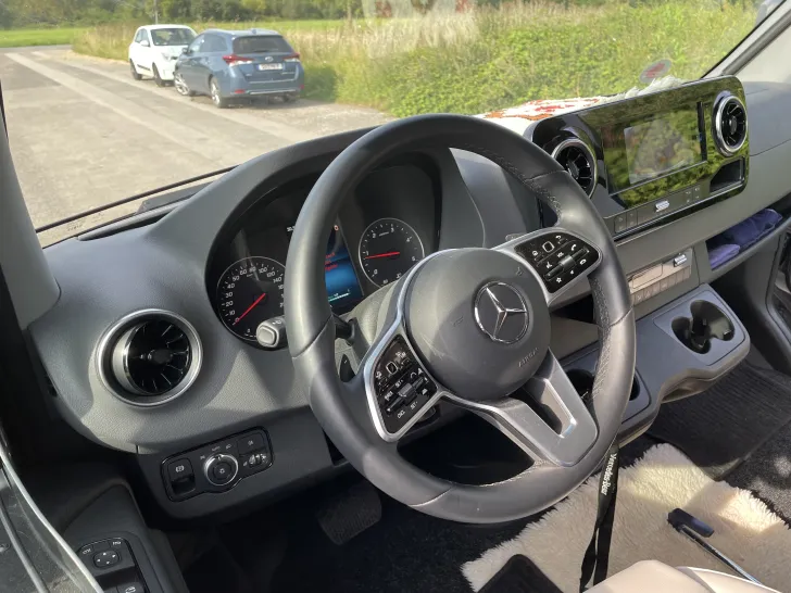 Fahrzeugbild Bürstner Lyseo M Harmony Line 660 Neuwertig #4