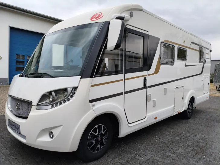 Fahrzeugbild Eura Mobil Integra Line 725 QB 1.Hand - nur 15.000km #3