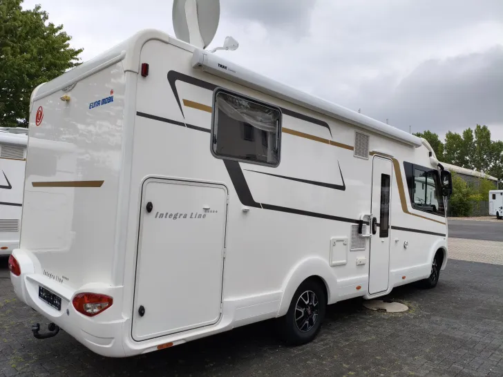 Fahrzeugbild Eura Mobil Integra Line 725 QB 1.Hand - nur 15.000km #5