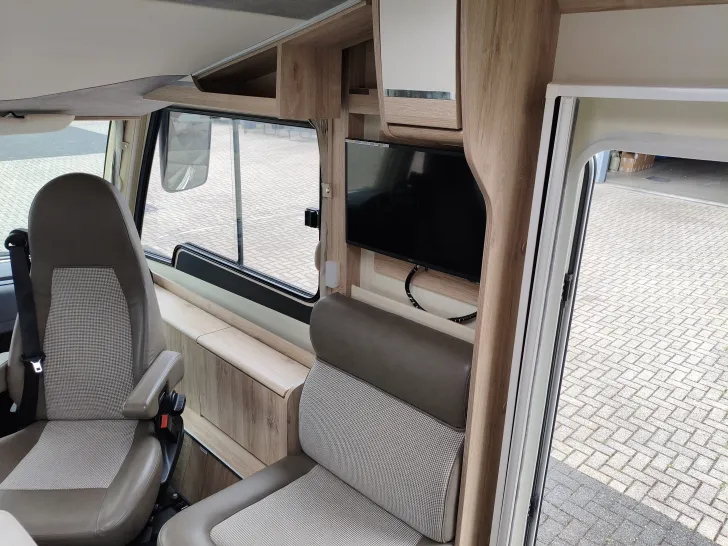 Fahrzeugbild Eura Mobil Integra Line 725 QB 1.Hand - nur 15.000km #11