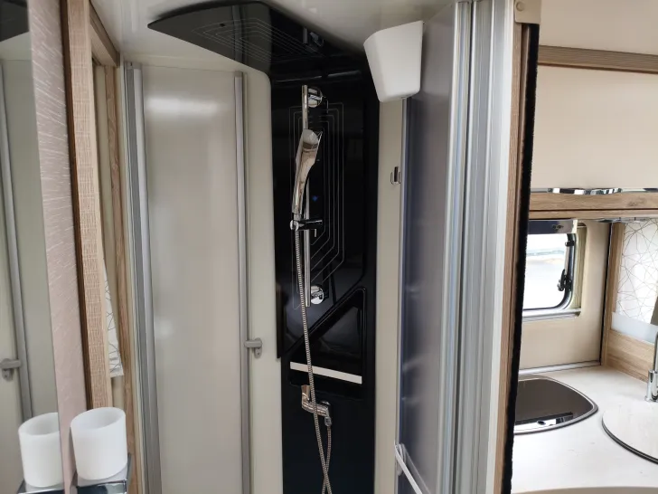 Fahrzeugbild Eura Mobil Integra Line 725 QB 1.Hand - nur 15.000km #17
