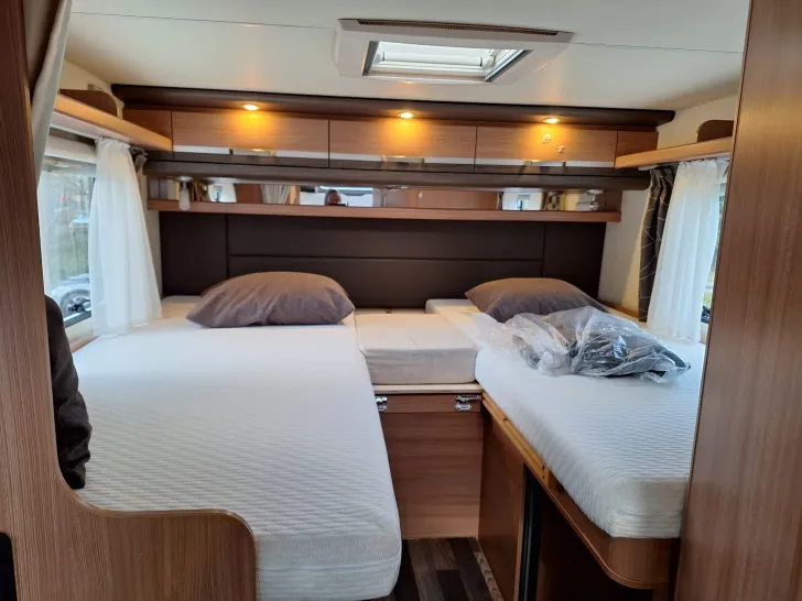 Fahrzeugbild Knaus Sky TI 650 MEG Silver Selection Mit Vorzelt #3
