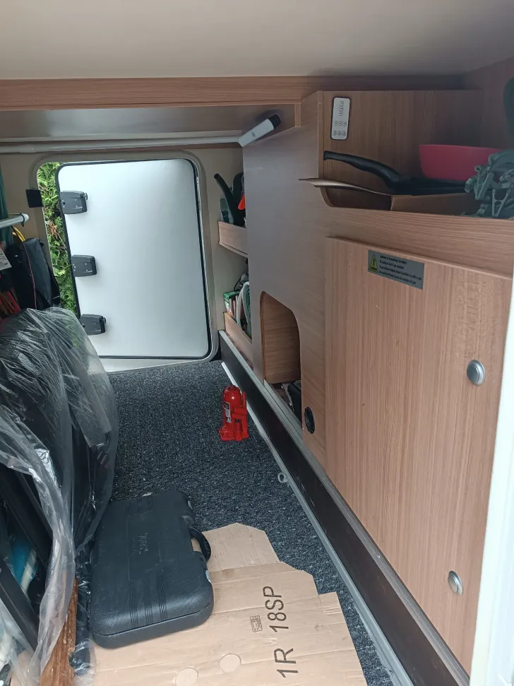 Fahrzeugbild Knaus Sky TI 650 MEG Silver Selection Mit Vorzelt #7