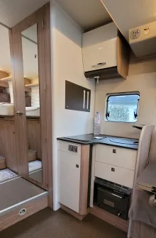 Fahrzeugbild Bürstner Limited T 727 G Hubbett, Markise, Solar, Winte #5