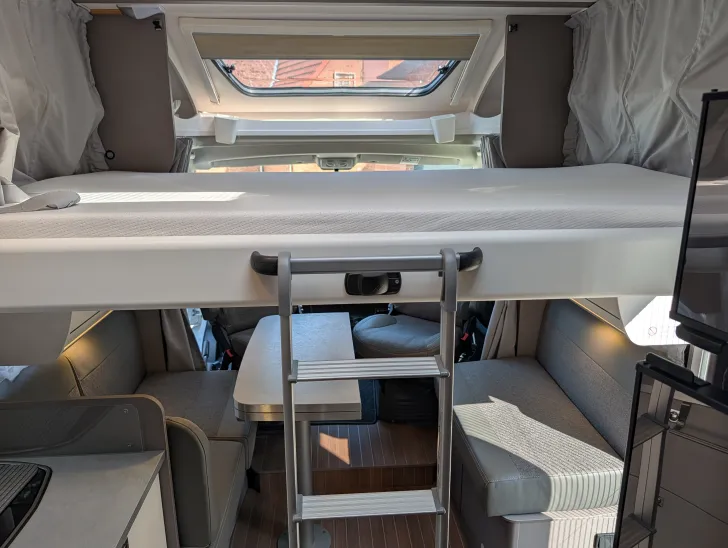 Fahrzeugbild Etrusco T 7400 QBC Luftfederung, Dachklima, Solar #9