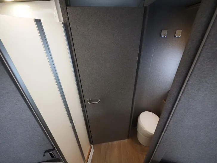 Fahrzeugbild Dethleffs Trend T 7057 EB GT, SAT/TV, Markise, Hubbett #16