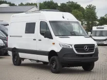 Fahrzeugbild Clever Aventuro 600, Mercedes Sprinter 4x4, Winterp. #2