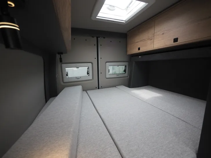 Fahrzeugbild Clever Aventuro 600, Mercedes Sprinter 4x4, Winterp. #12