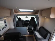 Fahrzeugbild Sunlight TS 67, Automatik !, Modellneuheit 2026, Hubbett #5