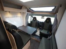 Fahrzeugbild Sunlight V 67S, Neuheit !, Easy Fold Bett #5