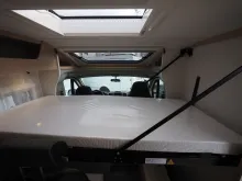 Fahrzeugbild Sunlight V 67S, Neuheit !, Easy Fold Bett #14