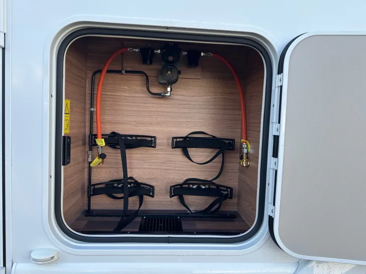 Fahrzeugbild Weinsberg CaraHome 650 DG Smart-Paket I #28