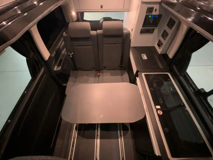 Fahrzeugbild VanTourer Urban/ Mercedes /Automatik / Aufstelldach/ KÜCHE #12