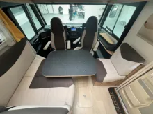 Fahrzeugbild Pilote Essentiel G700 C/ Queensbett+Hubbett/Klima/Solar #8