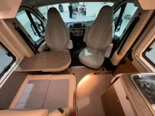 Fahrzeugbild VanTourer 540/1.Hand/Festbett/Klimaanlage/Markise/WIE NEU! #10