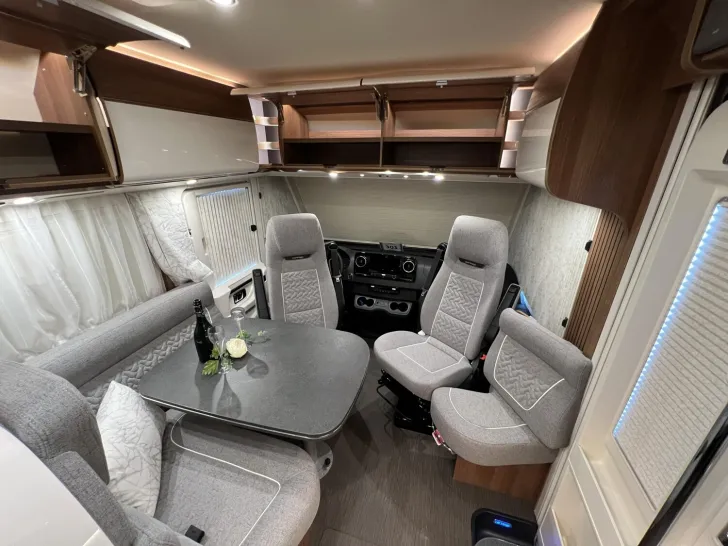 Fahrzeugbild C2-tourer I 141 KB LE Carthago Selection (301) #13