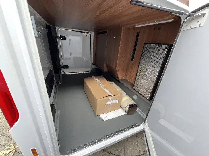 Fahrzeugbild C2-tourer I 141 KB LE Carthago Selection (301) #38