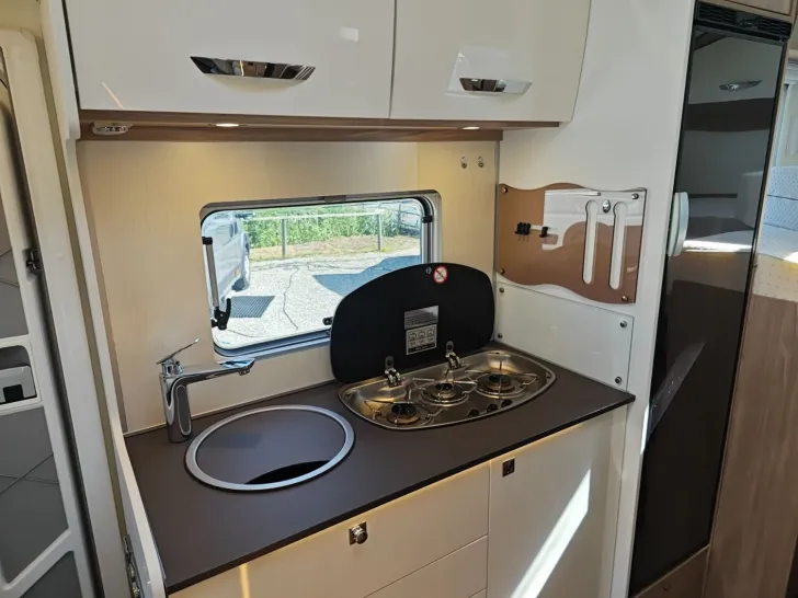 Fahrzeugbild Bürstner Delfin T 690 G #13