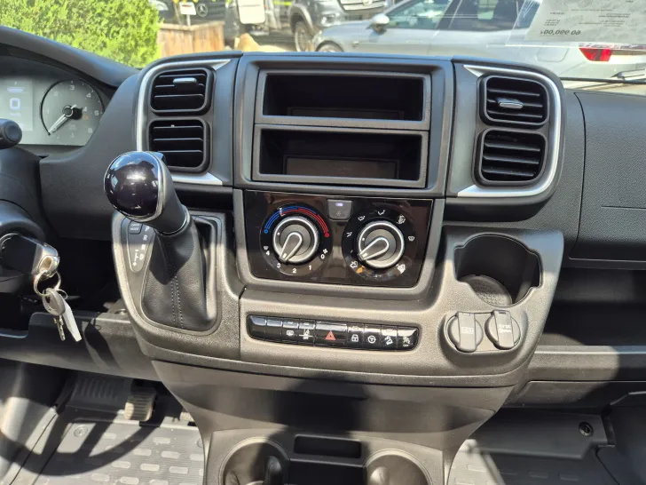 Fahrzeugbild Carado V337 PRO+ *Automatik* Safety Paket ACC* #13