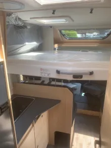 Fahrzeugbild Sunlight T SUB TS67 5.Sitzplatz+Hubbett #6