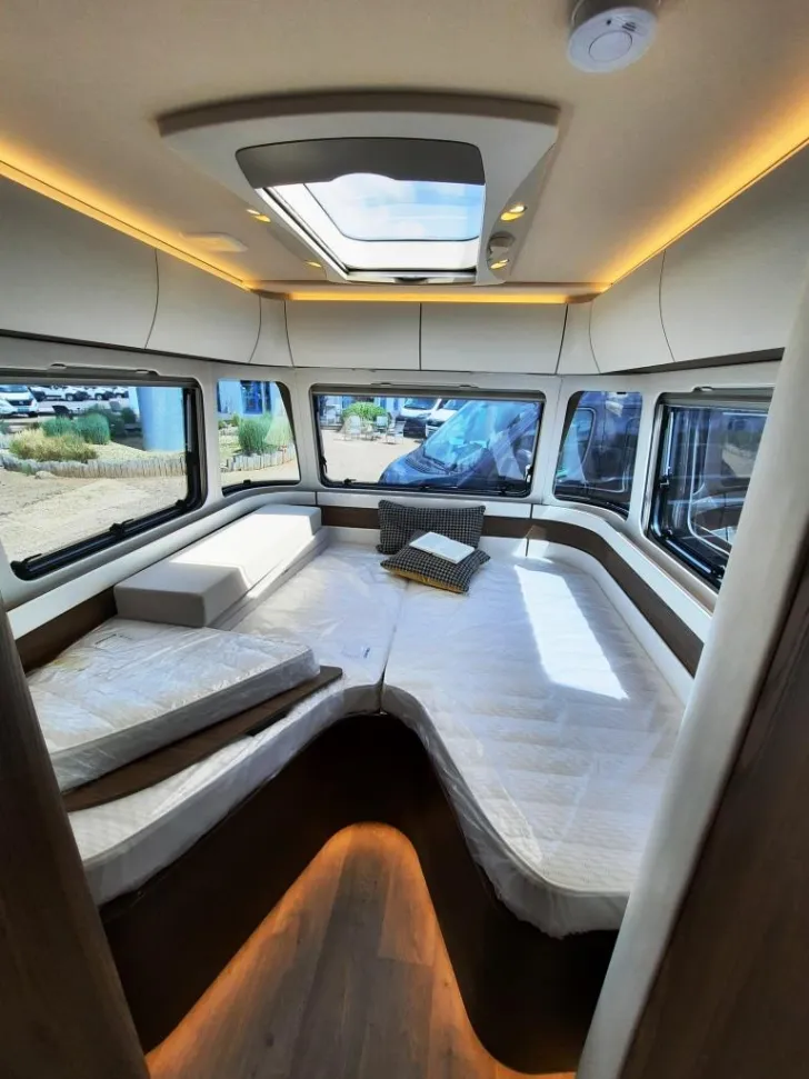 Fahrzeugbild Hymer Eriba Touring 820 Verfüg./Sparen Sie 31.910,- € #8