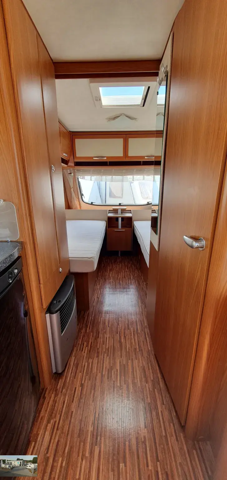 Fahrzeugbild Hymer Eriba Nova SL 530 Nr. 49 - Einzelb., RSG #16