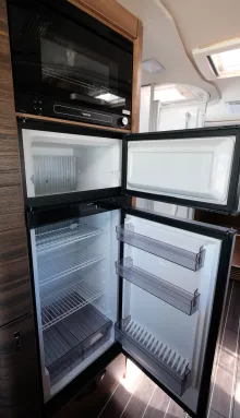 Fahrzeugbild Knaus Sun I 900 LEG 180 PS Automatik #12