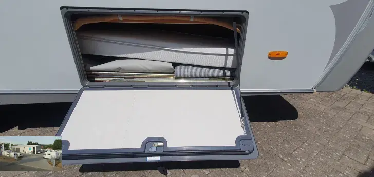 Fahrzeugbild Hymer Eriba Nova SL 530 Nr. 49 - Einzelb., RSG #38