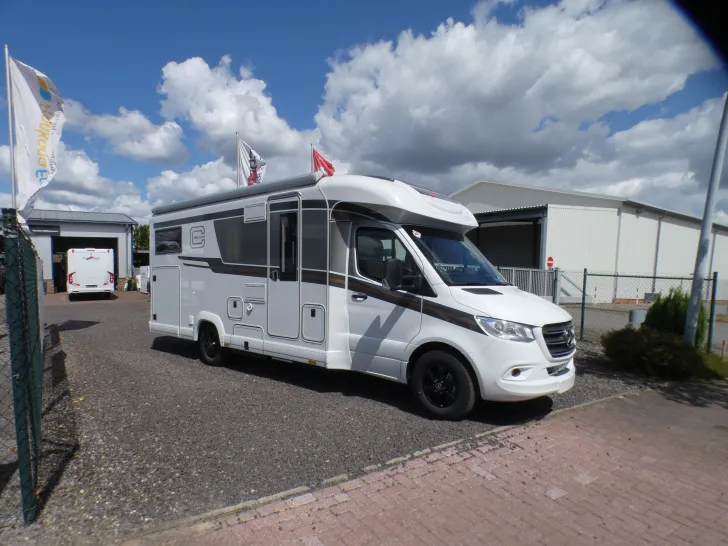 Fahrzeugbild Carthago chic c-line T 4.9 LE Leder Alde Wechselrichter #2