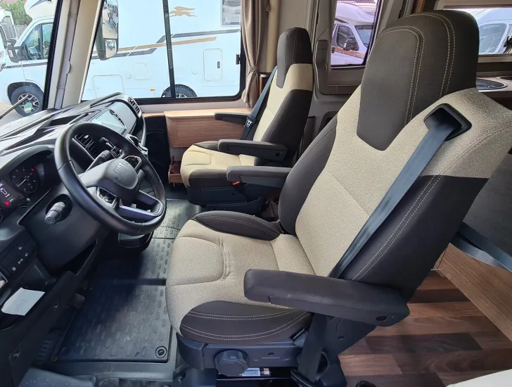 Fahrzeugbild Weinsberg CaraCore 650 MEG *Pakete: Smart+Styling+FIAT* #9
