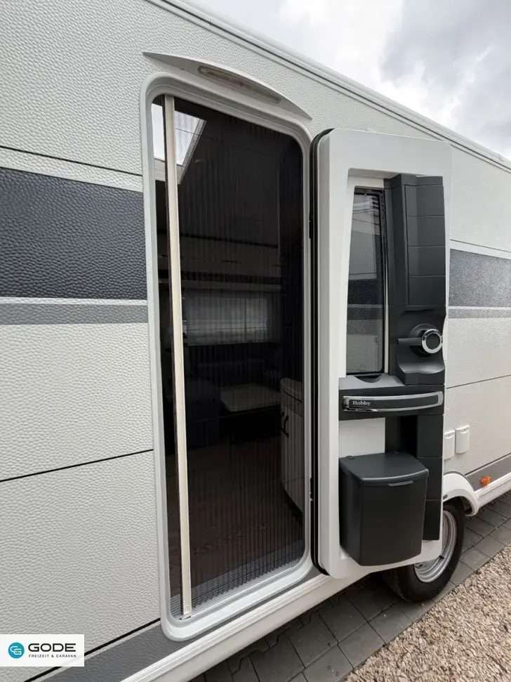 Fahrzeugbild Hobby Excellent 460 SL/1.500 kg/Bettverbreiterung/2026 #14