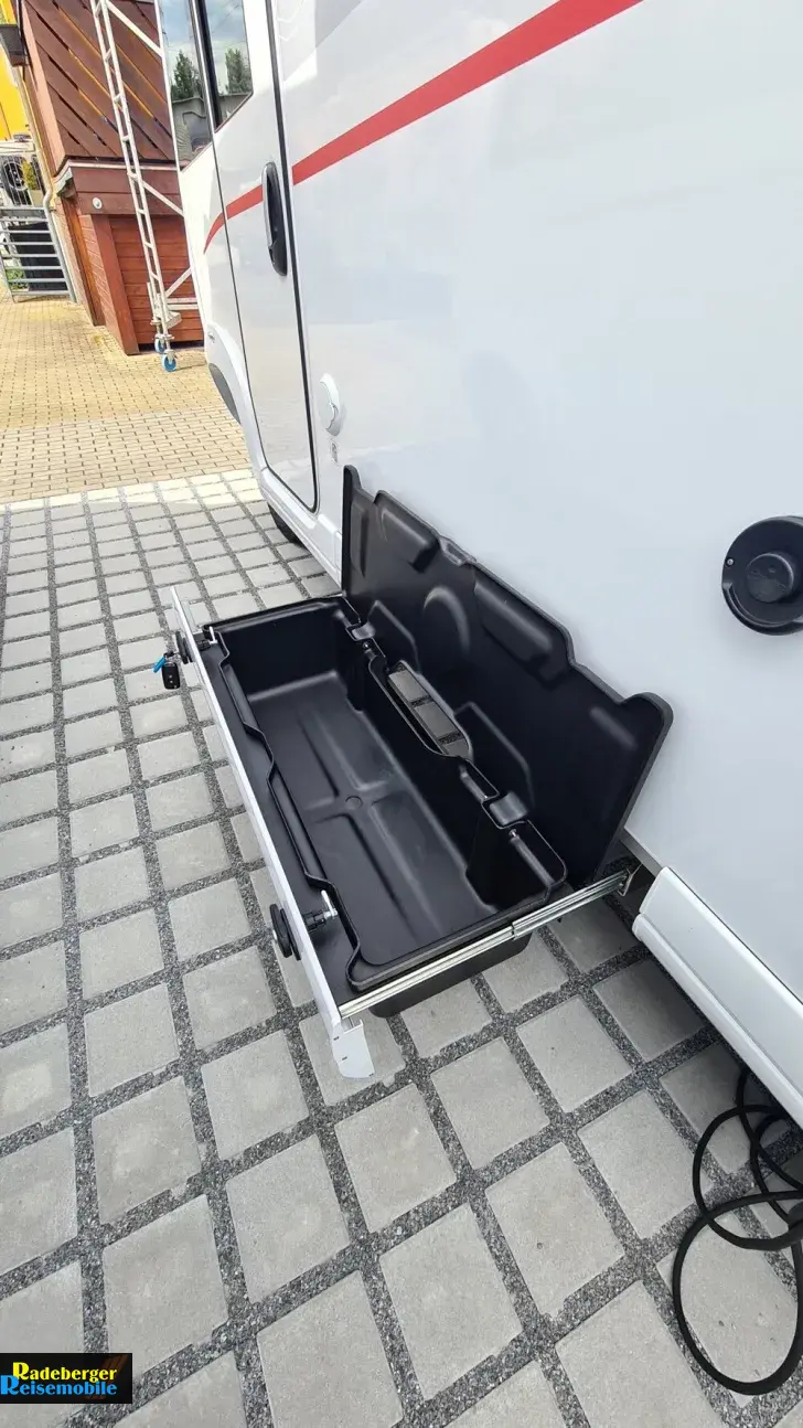 Fahrzeugbild Pilote Galaxy Evidence G740FGJ #4