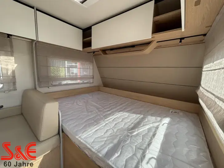 Fahrzeugbild LMC Style 490 K #11