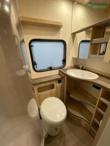 Fahrzeugbild Hobby De Luxe 545 KMF Ehem. Mietwagen / 2000 kg / Dusche #14