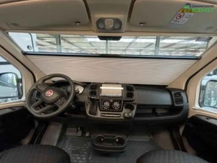 Fahrzeugbild Challenger Sport Edition V210 Solaranlage #5