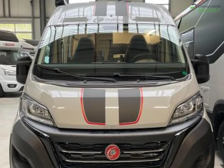 Fahrzeugbild Challenger Sport Edition V210 Solaranlage #14