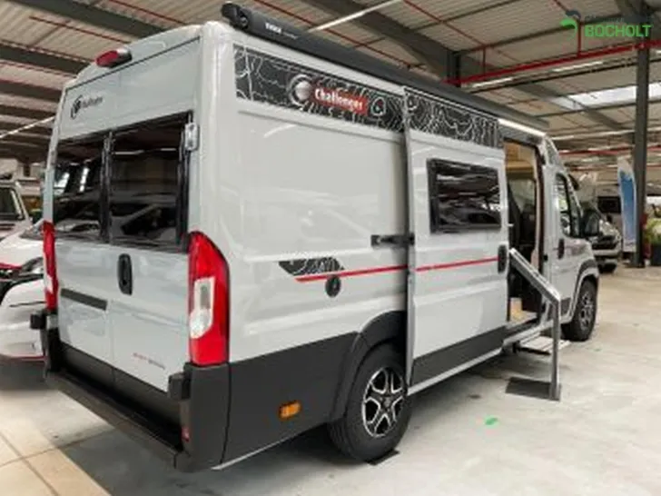 Fahrzeugbild Challenger Sport Edition V210 Solaranlage #15