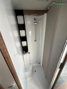 Fahrzeugbild Knaus Van TI 650 MEG VANSATION Fahrradträger / Rahmenfenster #6