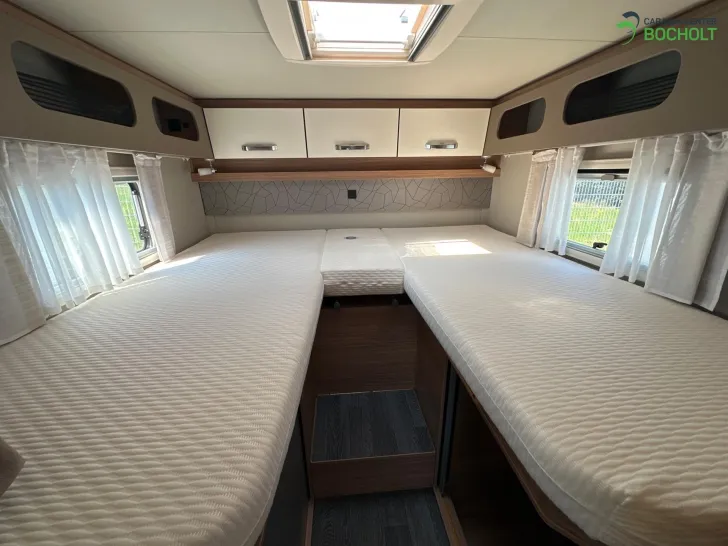 Fahrzeugbild Weinsberg CaraCompact MB 640 MEG EDITION PEPPER Distronic / Rahmenfenster / MBUX #9