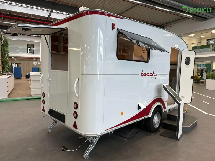 Fahrzeugbild Hobby Beachy 420+ Modell 2026 / 1200 kg #7