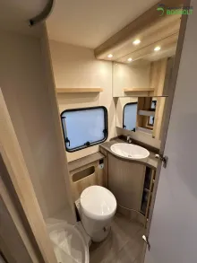 Fahrzeugbild Hobby De Luxe 545 KMF Ehem. Mietwagen / 2000 kg / Dusche #8