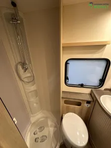 Fahrzeugbild Hobby De Luxe 545 KMF Ehem. Mietwagen / 2000 kg / Dusche #9