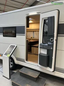 Fahrzeugbild Hobby De Luxe 545 KMF Ehem. Mietwagen / 2000 kg / Dusche #12