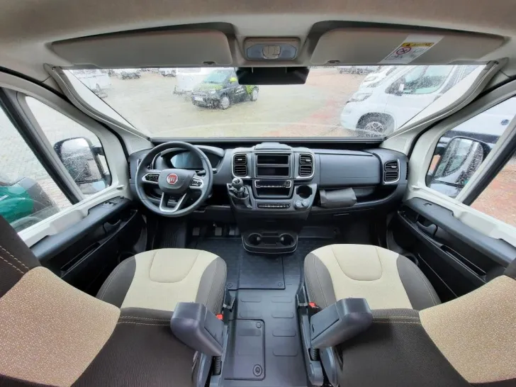 Fahrzeugbild Pössl Summit 600 Tageszulassung 12.561 € Sparen #19